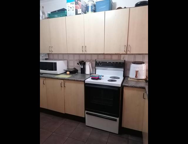 4 BEDROOM SIMPLEX FOR SALE IN SELCOURT